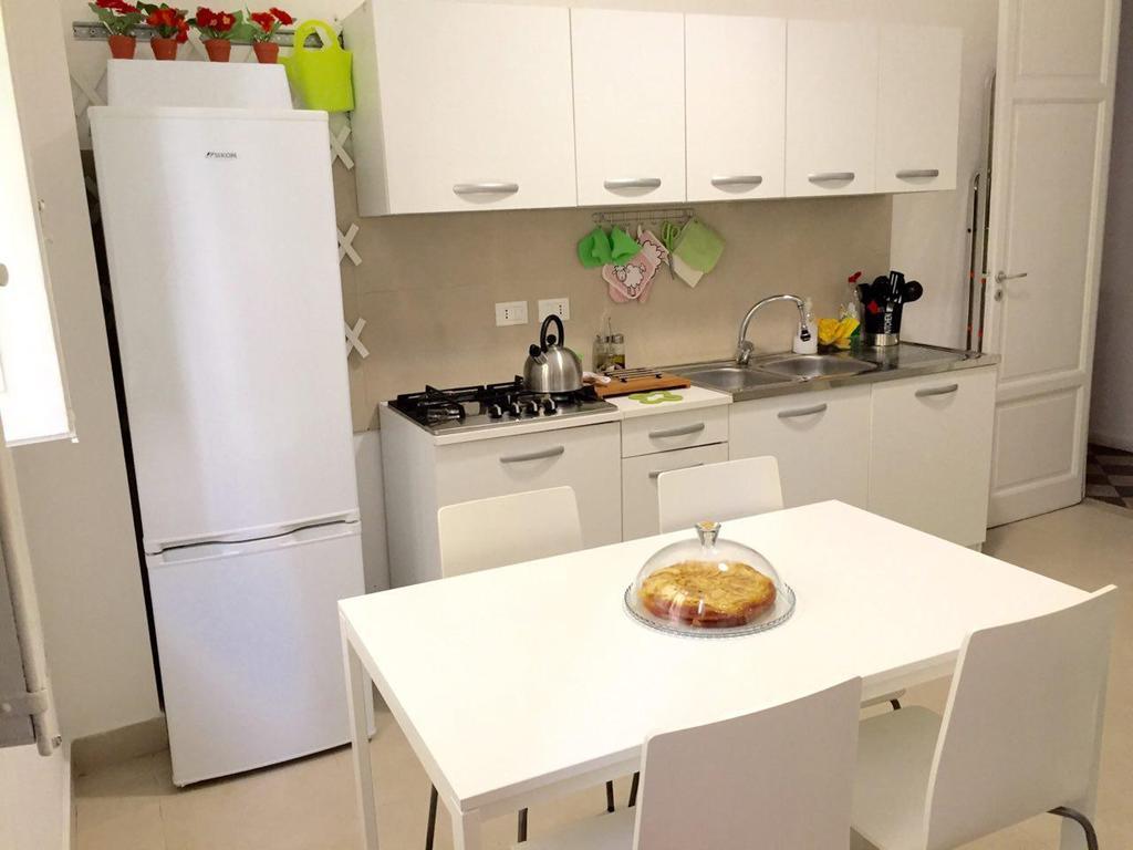 B&B Suitecentro ปาแลร์โม ภายนอก รูปภาพ